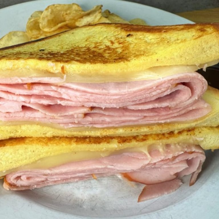Delicious Monte Cristo Sandwich