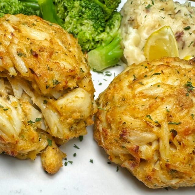 Maryland Crab Cake Platter.